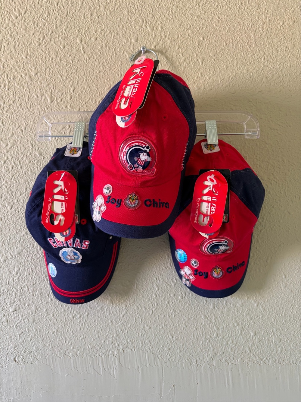 Red & Navy 'Soy Chiva' Baseball Cap Unixes